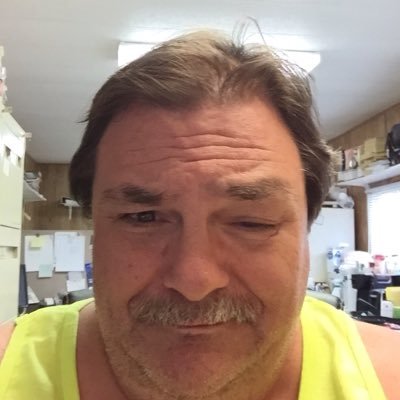 Profile Picture of Frederic Suess (@FreddyJoeSuess) on Twitter