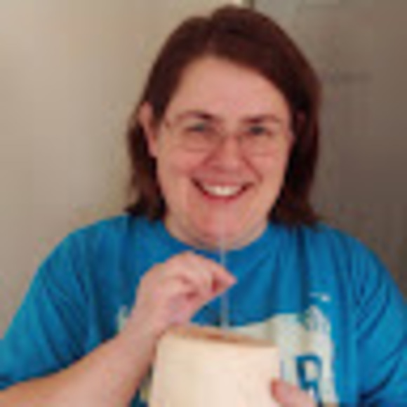 Profile Picture of Marilynn Cowley (@marilynncowley) on Poshmark