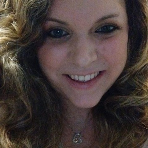 Profile Picture of Lacey Donna (@laceybruer) on Poshmark