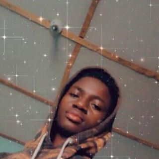 Profile Picture of Ëåëts Yøüñg Jøhñ (@itzmhe.aniowo) on Facebook