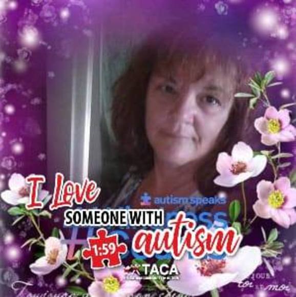 Profile Picture of Kelli Weiss gentile (@ksdlg1) on Poshmark