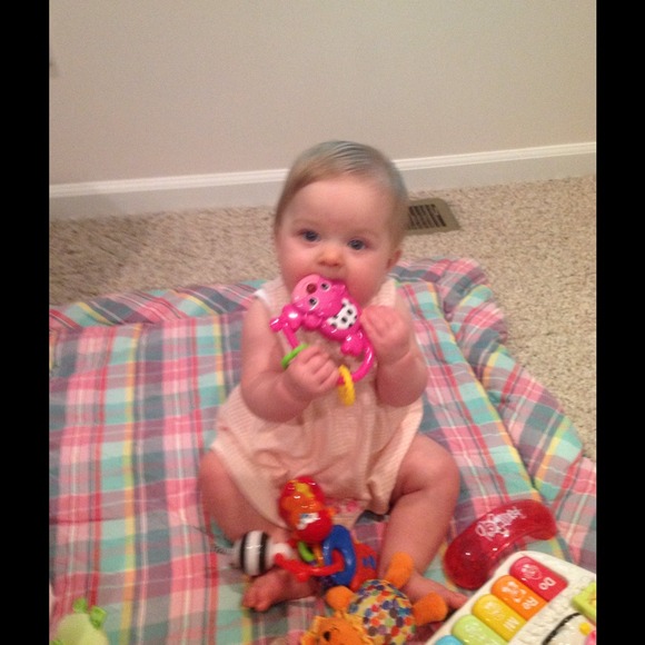 Profile Picture of Mary Scalley (@mscalley) on Poshmark