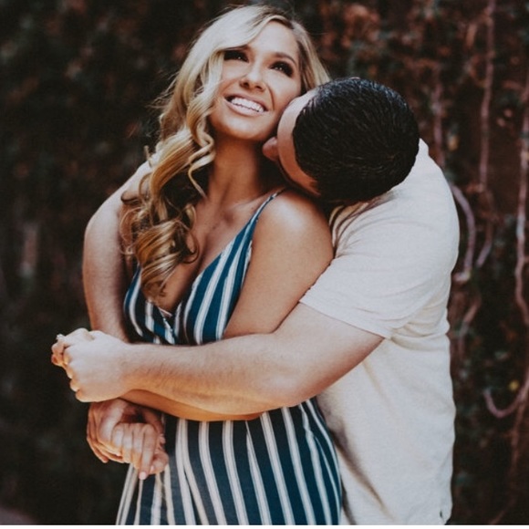 Profile Picture of Cydney Sedwick (@cydsedwick) on Poshmark