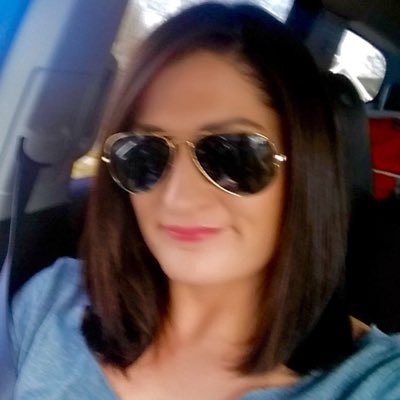 Robyn Howell - Twitter Profile Picture of Robyn Howell (@robyntrips) on Twitter