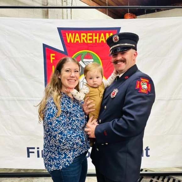 Profile Picture of Matt Kelley (@mattkelley77) on Poshmark