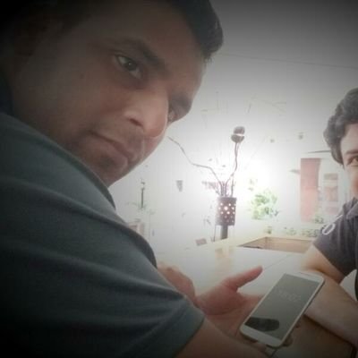 Profile Picture of Ashish Sinha (@akkimyakshay) on Twitter