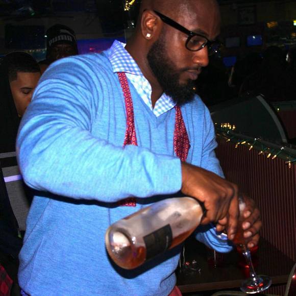 Profile Picture of Kevin Kerr (@kevinkerr297) on Poshmark