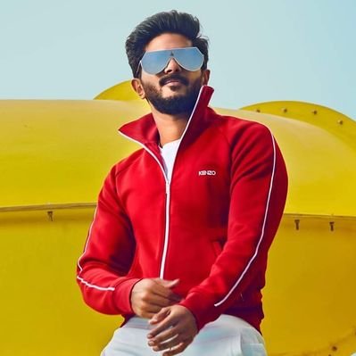 Profile Picture of MICHAEL ROSHAN (@RoshanRobin15) on Twitter