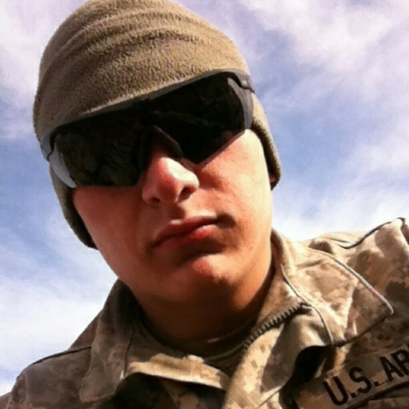 Profile Picture of Nicholas Deerman (@nicholas_d) on Poshmark