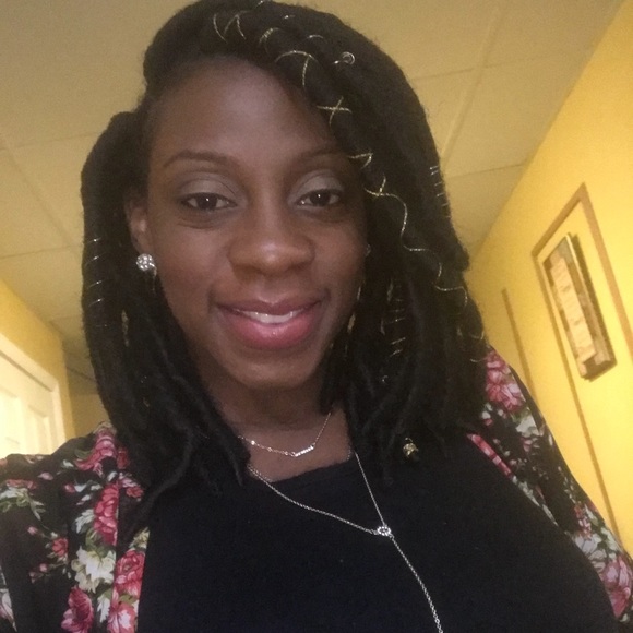 Profile Picture of Javonda Harrison (@jnewboldd) on Poshmark