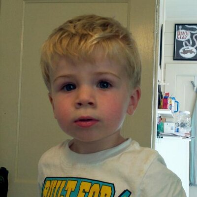 Profile Picture of Liam Henry And Ronan (@TheHayesBrahs) on Twitter