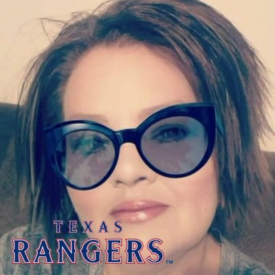 Profile Picture of AuntCarla 🦄 (@carla_baxter) on Twitter