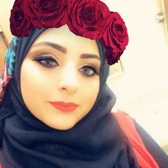 Sarah Tarabah - Poshmark Profile Picture of Sarah Tarabah (@tarabahsara) on Poshmark