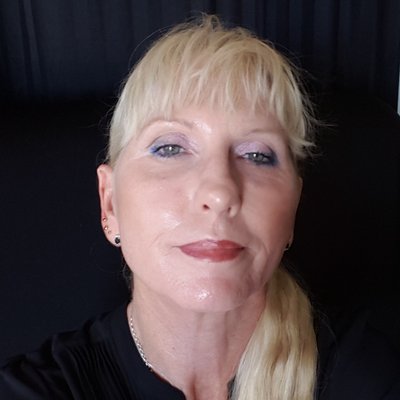 Profile Picture of Elizabeth Goodenough (@Elizabe_1957) on Twitter