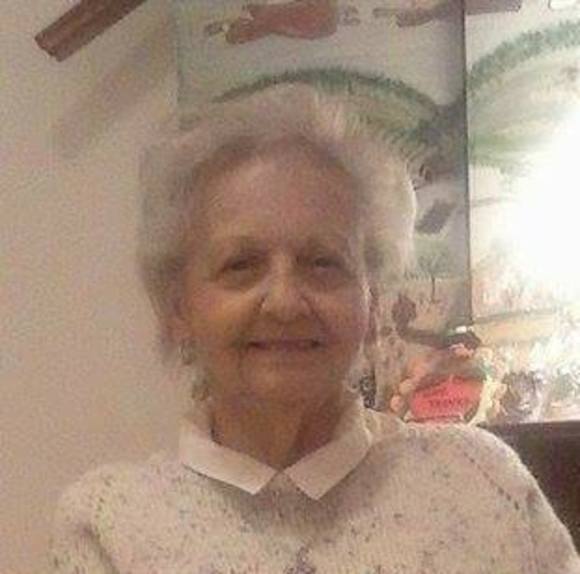 Profile Picture of Nancy Bell (@nancybell291) on Poshmark