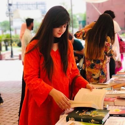 Profile Picture of Ayesha Shahzad (@Ayeshashahzad0) on Twitter