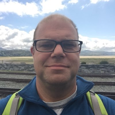 Profile Picture of David Charlesworth (@CharlesworthD) on Twitter