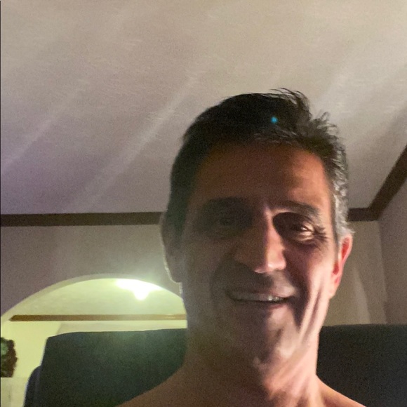 Profile Picture of Robert Saade (@bobby2210) on Poshmark