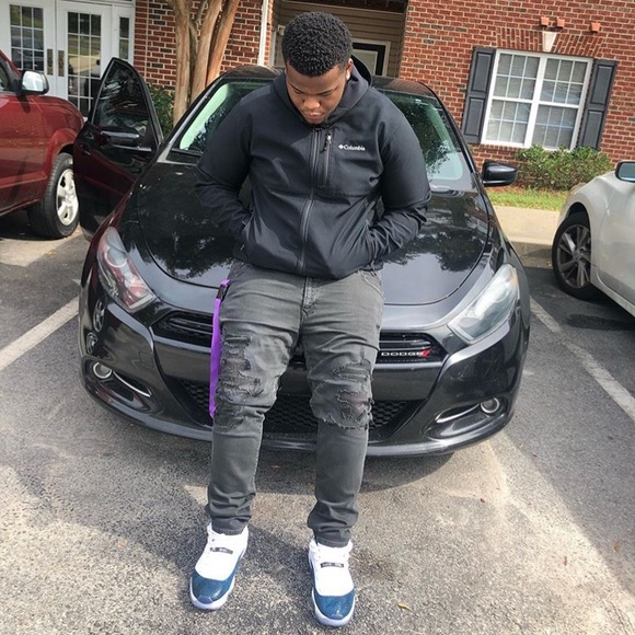 Profile Picture of Aj Thompson (@jayyfrmdlu) on Poshmark