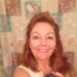 Profile Picture of Cindy McClure (@PoshinFL) on Twitter