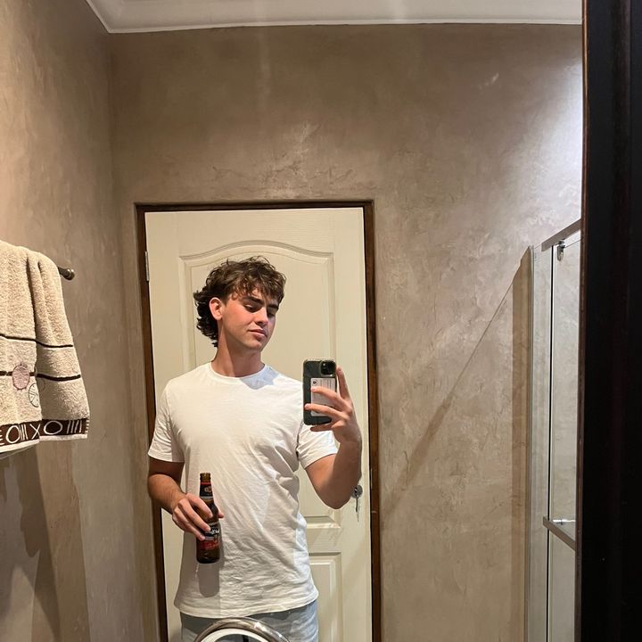 Profile Picture of Carl (@carl_vaneden) on Tiktok