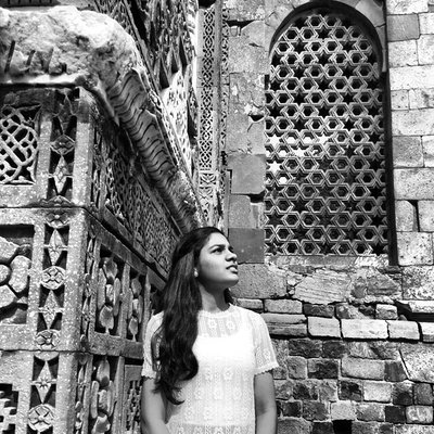 Profile Picture of Lakshmi Srinivasan (@lakshmi_srini29) on Twitter