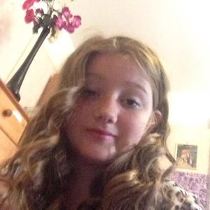 Profile Picture of Amber Halliday (@ambypambyhorse) on Myspace