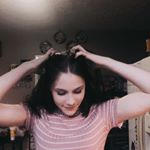 Profile Picture of Cassie Hodges (@cassie.blah) on Instagram