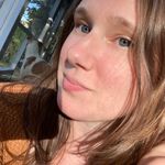 Profile Picture of Jessica Knowlton (@a_motley_two) on Instagram