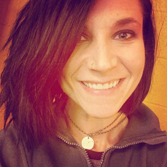 Profile Picture of Miranda Hamm (@mhamm22) on Poshmark