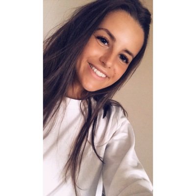 Profile Picture of Simone Potts (@simonepotts) on Twitter