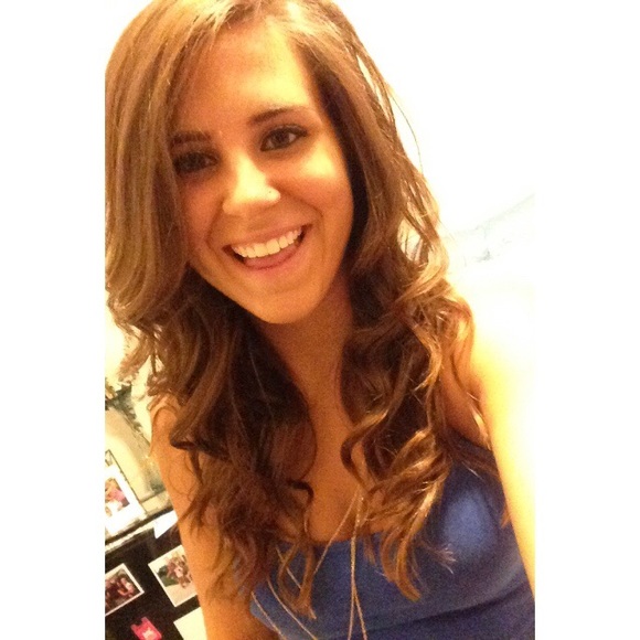 Profile Picture of Molly Canace (@mcanace) on Poshmark