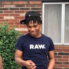 Profile Picture of remellowade (@remellowade) on Tiktok