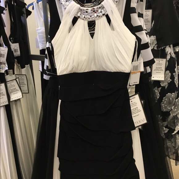 Profile Picture of Amra Brkic (@shayla0910) on Poshmark