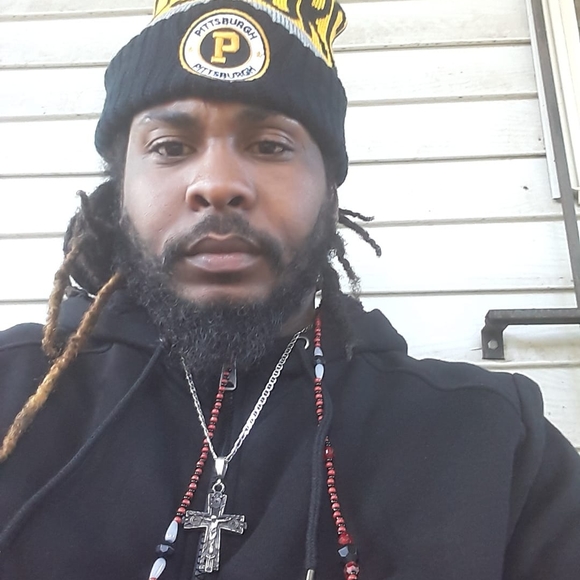 Profile Picture of Rashad Hall (@rashadhall) on Poshmark