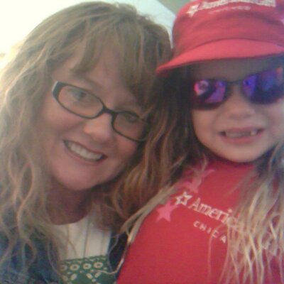 Profile Picture of Kim Lewis Varga (@KimVarga) on Twitter