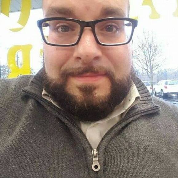 Randy Vickery - Poshmark Profile Picture of Randy Vickery (@rvickjr248) on Poshmark