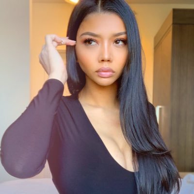 Profile Picture of A S H L E Y 💮 (@AshleyLinVIP) on Twitter