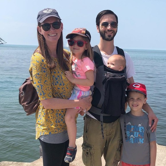 Rachael Reese - Poshmark Profile Picture of Rachael Reese (@reeserar26) on Poshmark