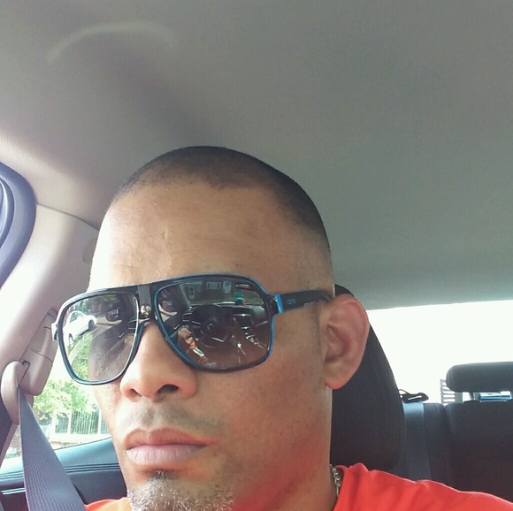 Profile Picture of Juan carlos Lambert (@jkrlos07) on Poshmark