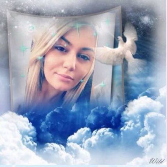 Profile Picture of Juliana Papraniku (@juileallushi) on Poshmark