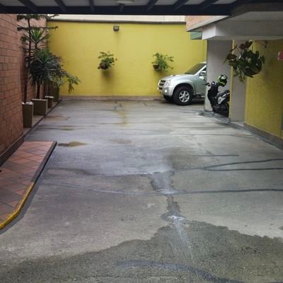 Profile Picture of Luis Adarve (@LuisAdarve3) on Twitter