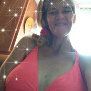 Profile Picture of Dee Dee Ball (@deedee.ball.90) on Facebook