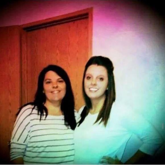 Profile Picture of Tina Stutes (@tiffanymarie36) on Poshmark