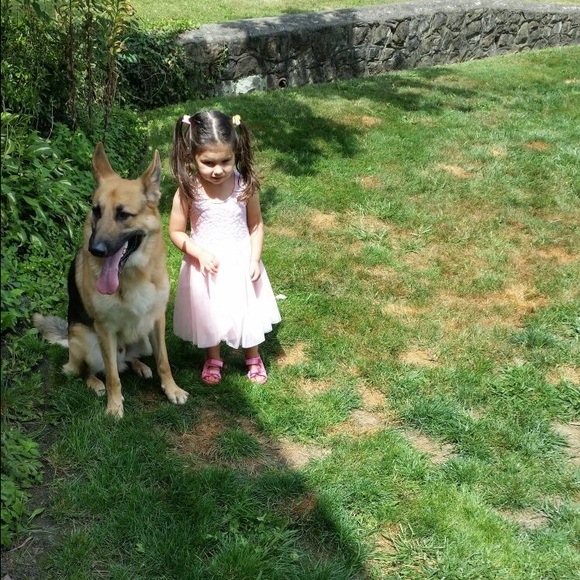 Keti Bertman - Poshmark Profile Picture of Keti Bertman (@kbertman) on Poshmark