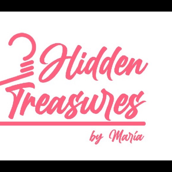 Profile Picture of Maria Calvi (@treasuresbym) on Poshmark