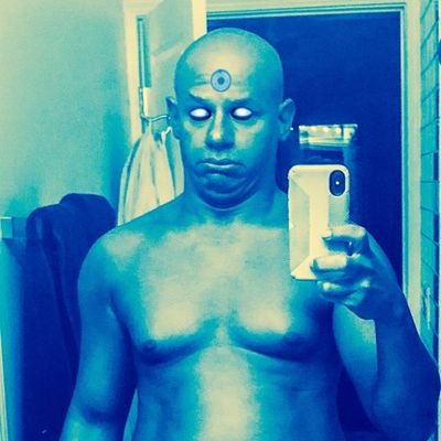 Profile Picture of Jeffrey Tambor (@JeffreyTambor5) on Twitter