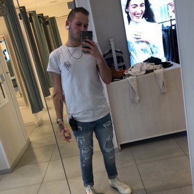 Profile Picture of X (@ChrisMalikR) on Twitter