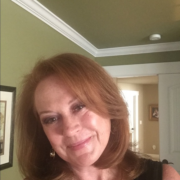 Profile Picture of Kaye Brundage (@ksb57) on Poshmark