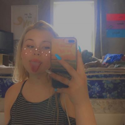 Profile Picture of Amber Monk (@monk_amber) on Twitter